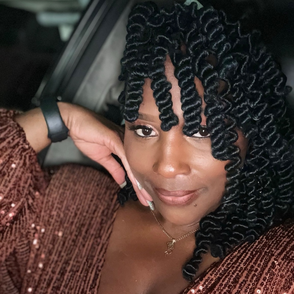 Meet your Posher, Latesha
